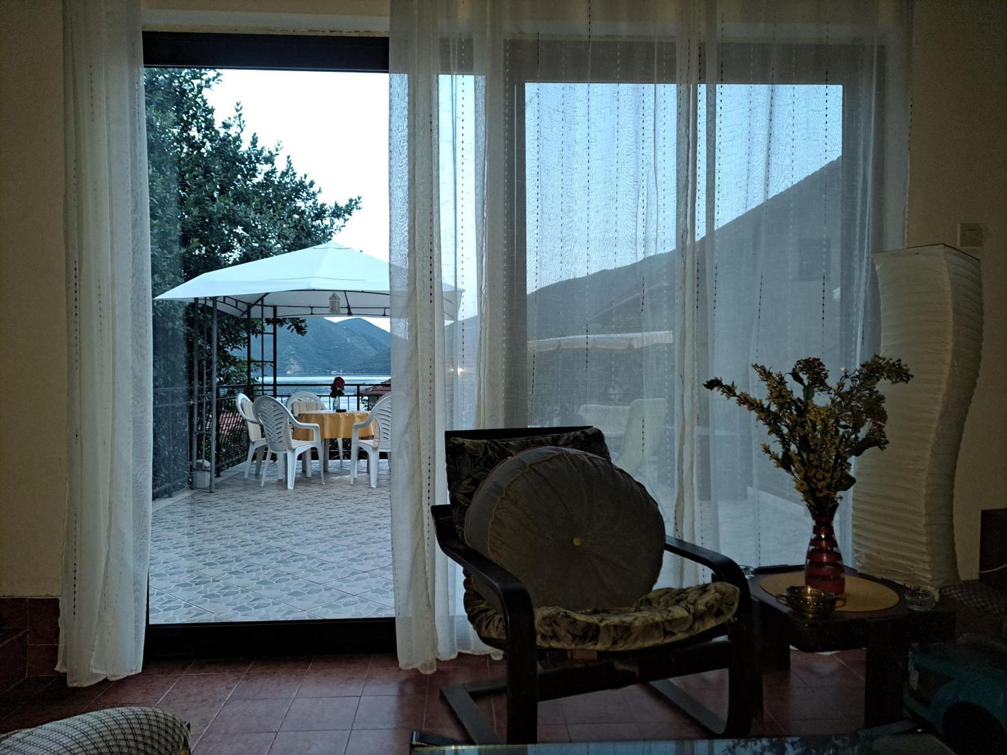 Holiday Home Bokokotorski Zaliv Kültér fotó